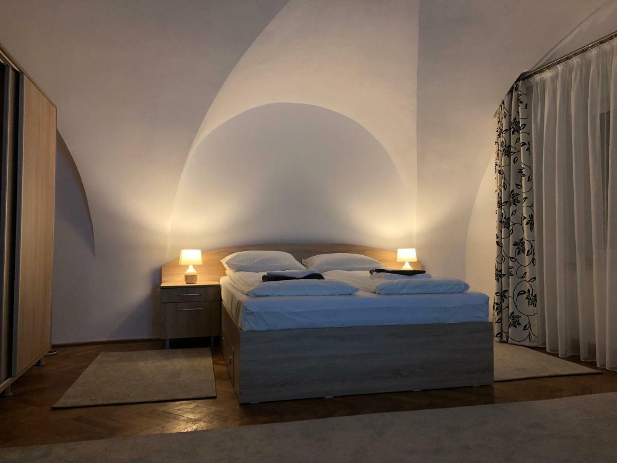 Enjoy Apartment Sibiu Bagian luar foto